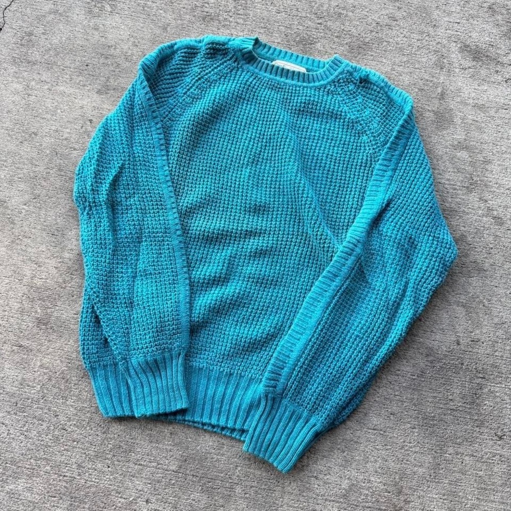 Vintage 80's Gap cable knit sweater grandma core  made in Hong Kong